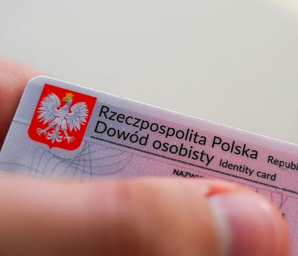 Nie musisz już biec do fotografa. Zdjęcie do dokumentów zrobisz w domu-22165