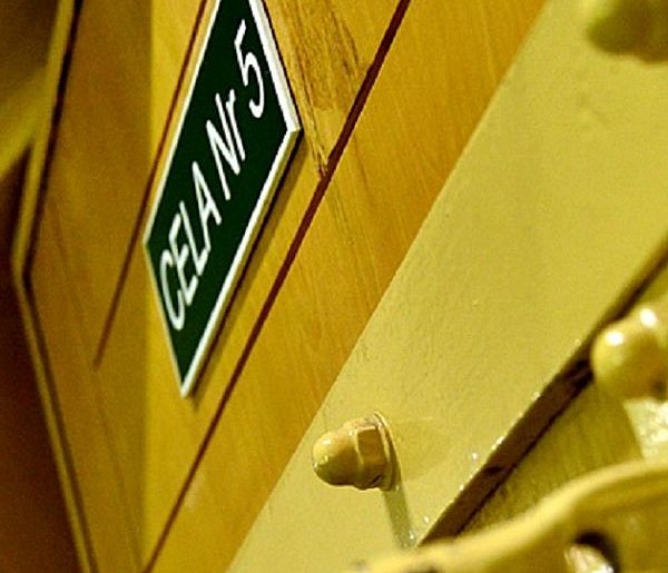 Znieważył ratowniczkę na wałbrzyskim SORZE i miał marihuanę-22252