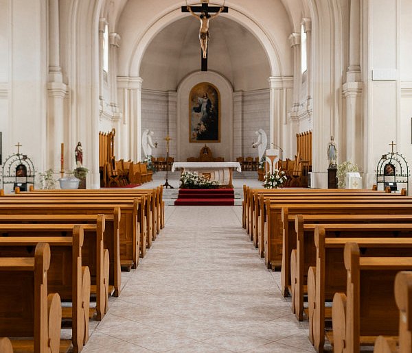 Miliony na Kościół w 2026 roku. Państwo co roku dokłada do duchownych-22376