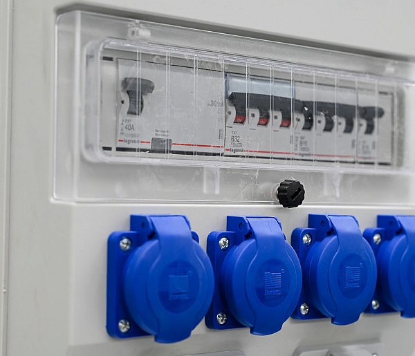 Dostawcy prądu pod presją. Te zmiany odczują odbiorcy-22515