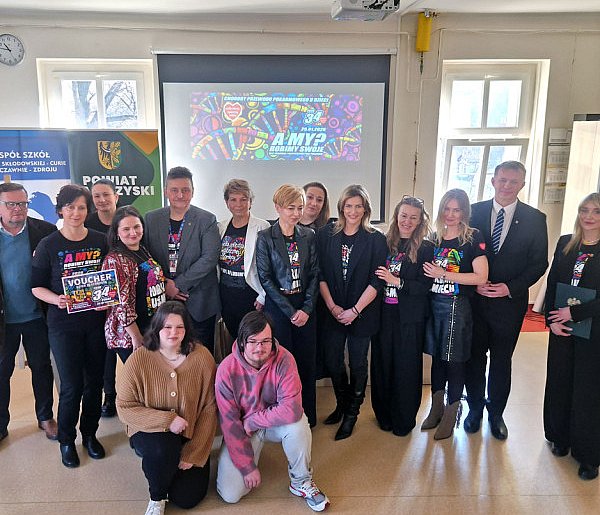 WOŚP w powiecie wałbrzyskim - prezentacja sztabów-22762