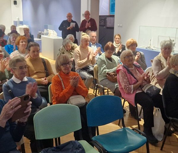 Seans filmowy na Podwieczorku u Albertich