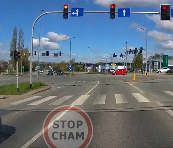 Wózek stanął na ulicy, a policja nie zareagowała