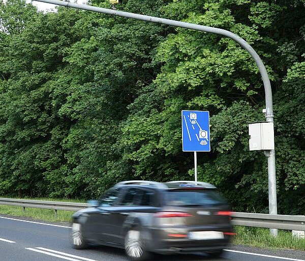 Odcinkowy pomiar zawyżał prędkość. Co z mandatami z autostrady?