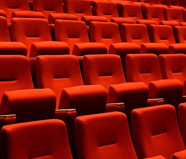 Odkryj, które wałbrzyskie kino skradło serca mieszkańców