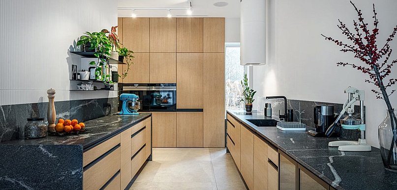 Granit — dlaczego warto wykorzystać ten materiał w swoim domu