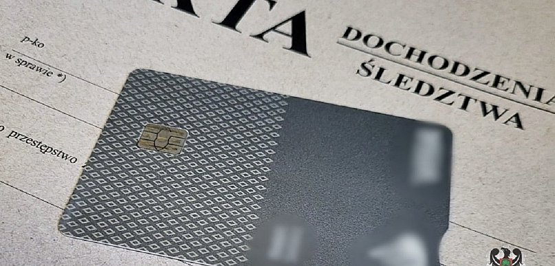 Znalazła kartę. Postanowiła zaoszczędzić cudzym kosztem