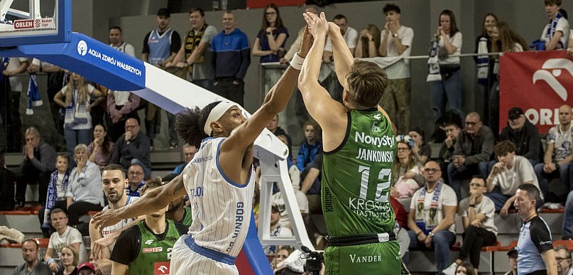 Górnik pokonuje Miasto Szkła. Taylor z udanym debiutem