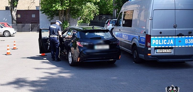 Nowe Miasto: Potrącona na parkingu