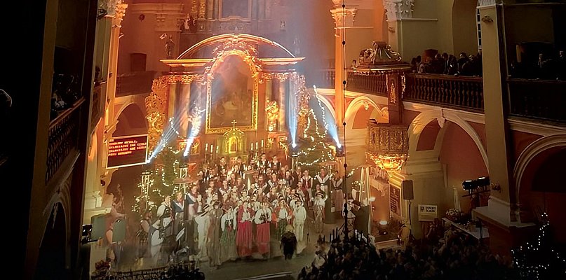 Charytatywne Kolędowanie z Zespołem Pieśni i Tańca - 22315