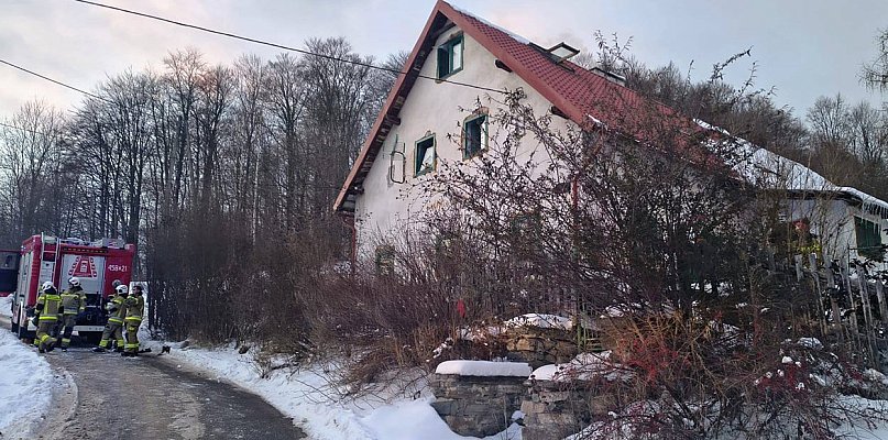 Spłonęło poddasze domu w Czarnowie - 22471