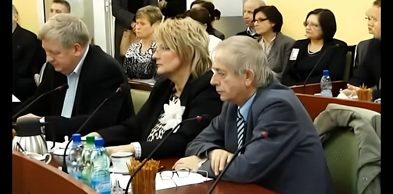 Z archiwum WTV - Powiat przeciwko grodzkości Wałbrzycha (13.01.2012) - 22600