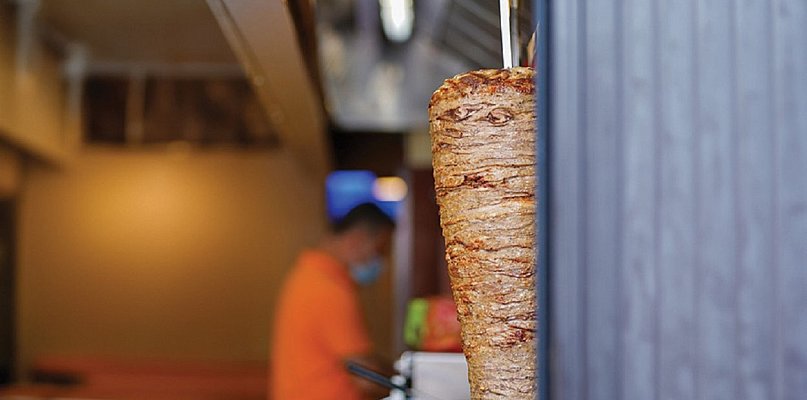 Znany youtuber będzie oceniać jedzenie w Wałbrzychu