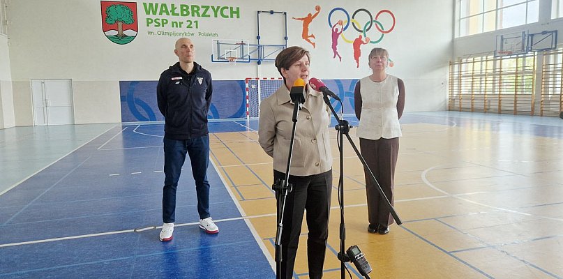 Zajęcia sportowe z koszykarzami Górnika Zamek Książ