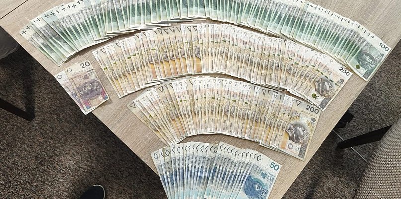 Ponad pół miliarda nielegalnych papierosów