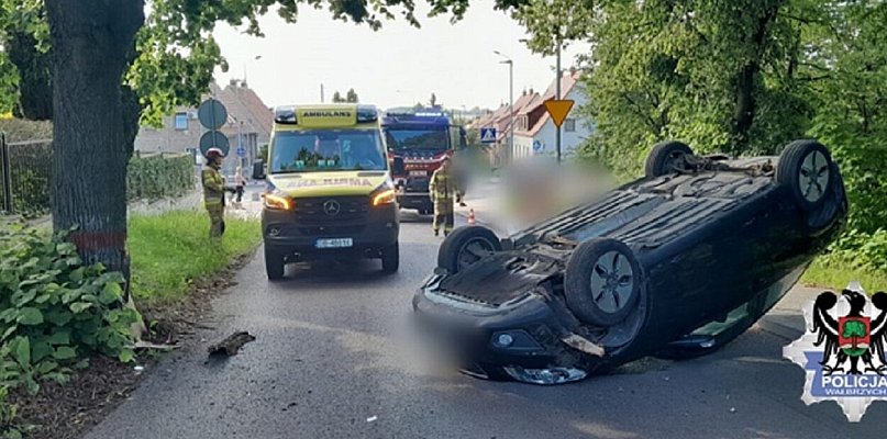 Pijana kierująca dachowała na ul. Wyszyńskiego