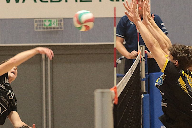 KPS Chełmiec ANS Wałbrzych przegrywa pierwszy mecz sezonu