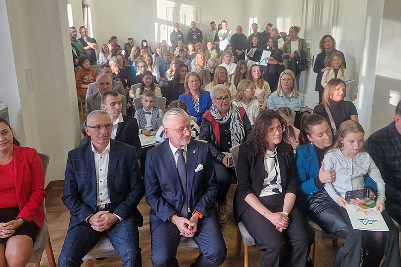 Stypendia dla uczniów z Głuszycy