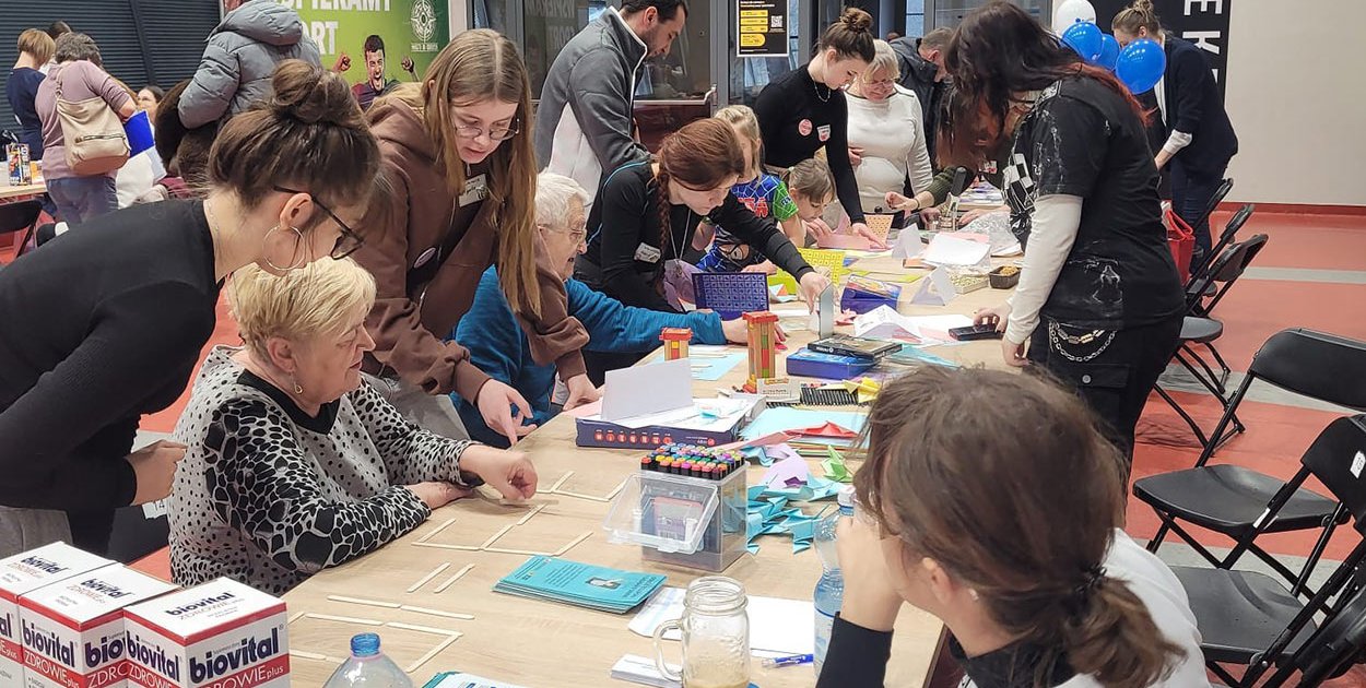 Zadbali o zdrowie na Dzień Babci i Dziadka