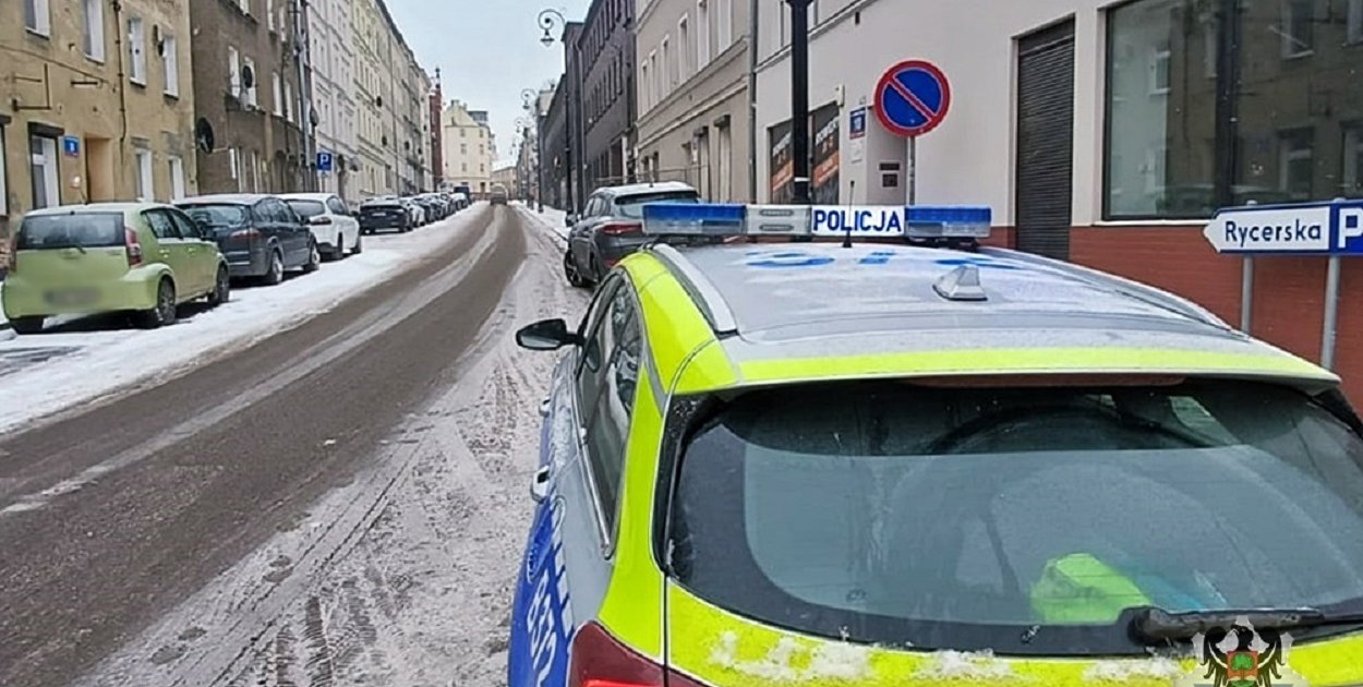 Wałbrzych: 10-letnia dziewczynka potrącona na pasach