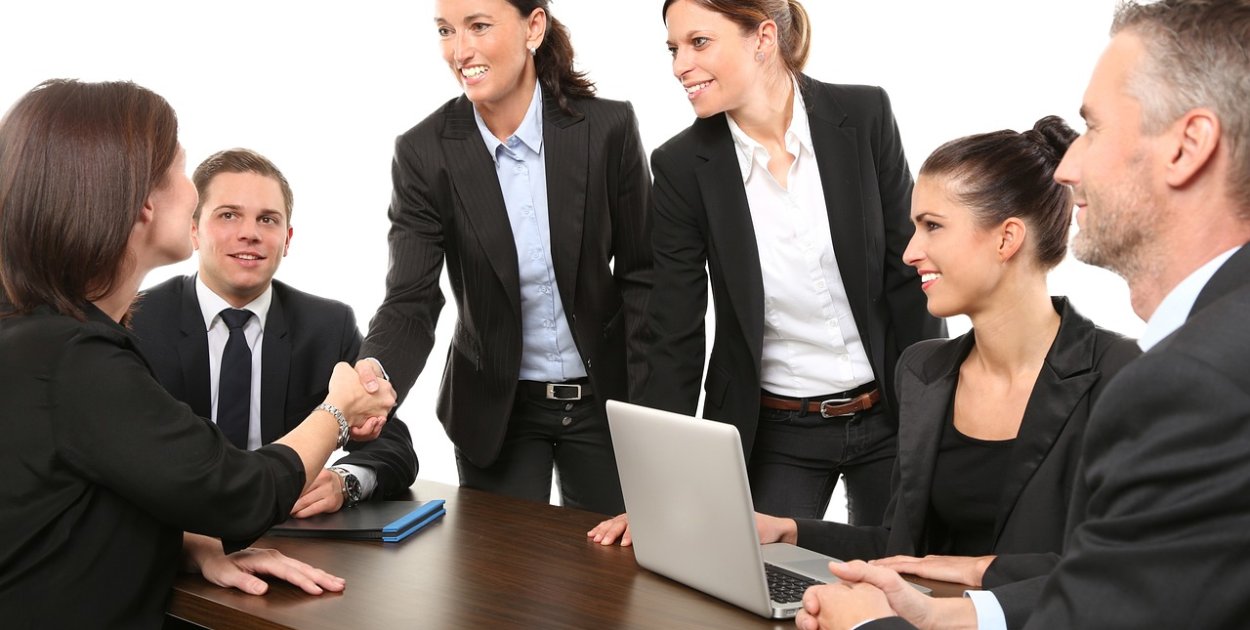 Kołdry makumi – komfort snu oparty na technologii i właściwym doborze materiałów