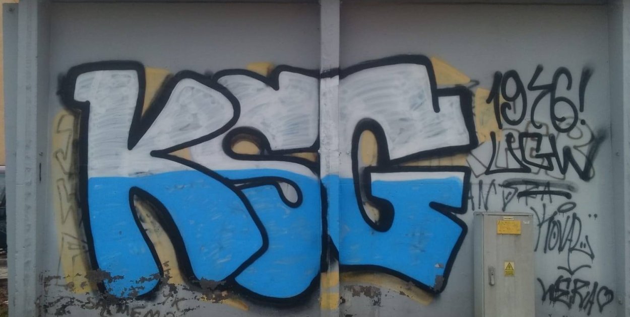 MZUK walczy z bazgrołami na murach