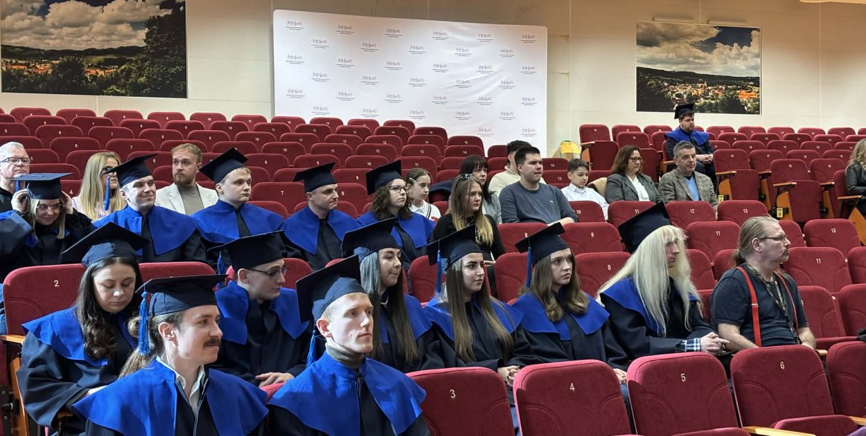 52 absolwentów ANS AS gotowych podbić rynek pracy