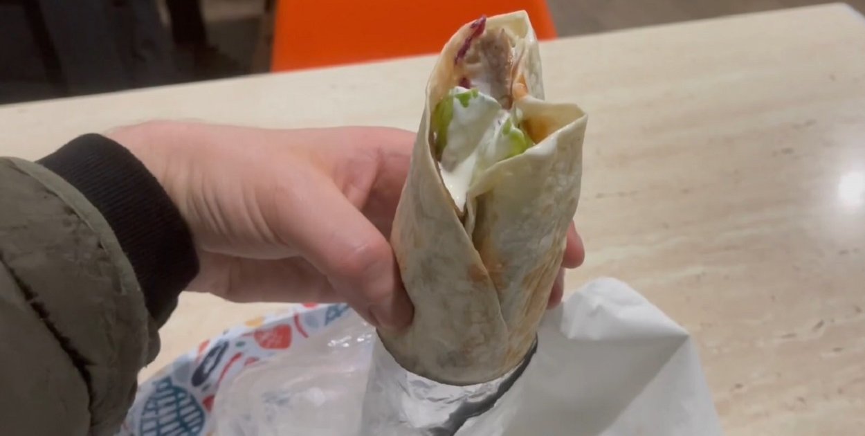 Znany youtuber ocenił wałbrzyski kebab